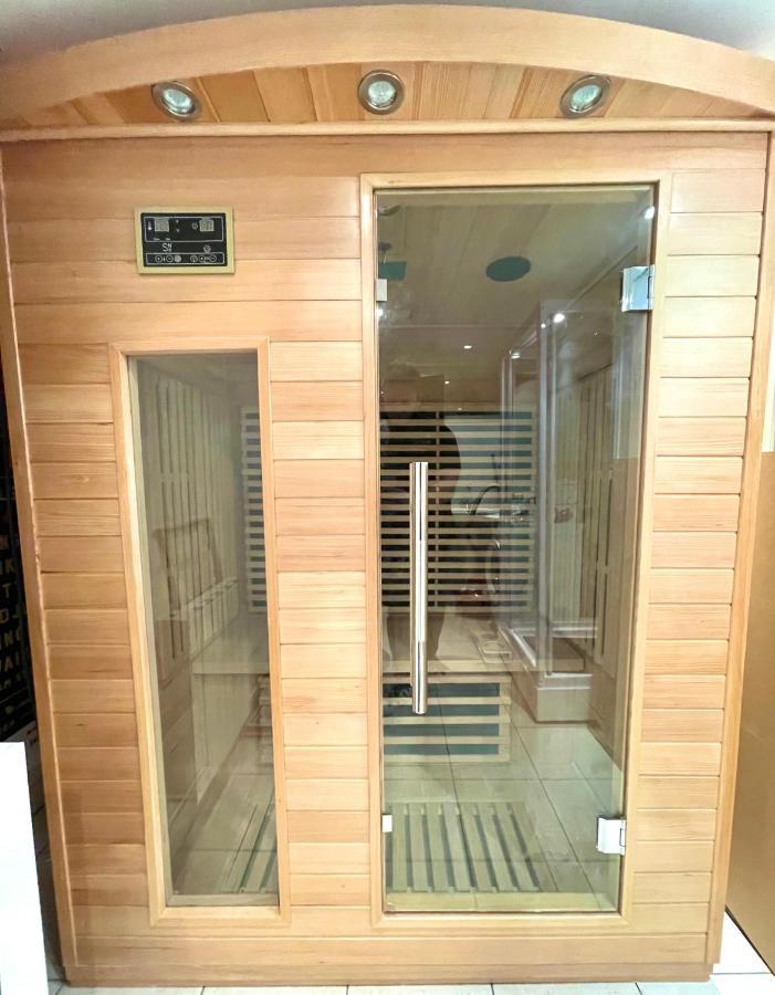 Superbe Loft Centre-Ville - Sauna - Parking Prive -Clim- 1 A 10Personnes Brive-la-Gaillarde Exterior photo